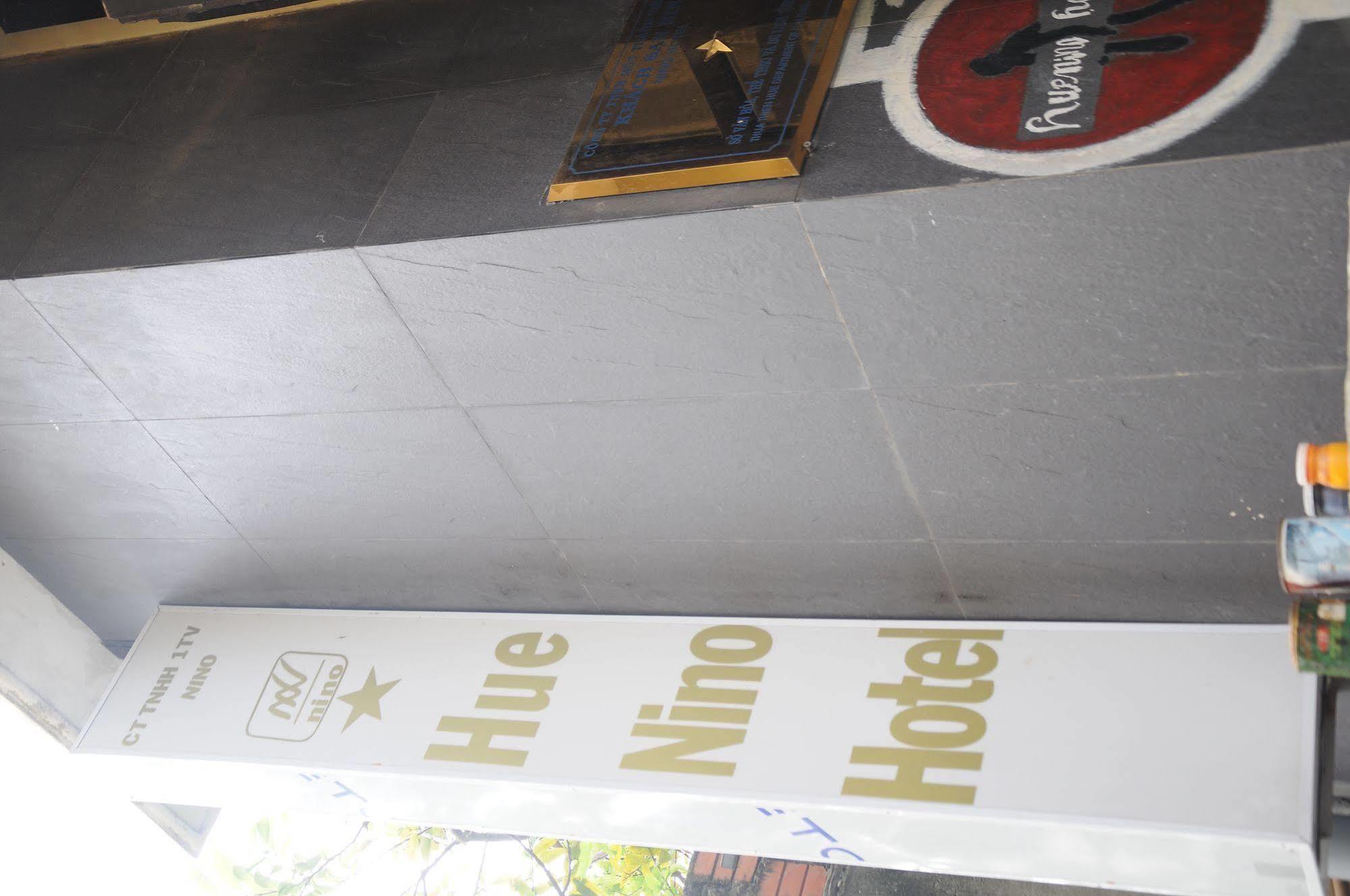 Hue Nino Hotel Exterior photo