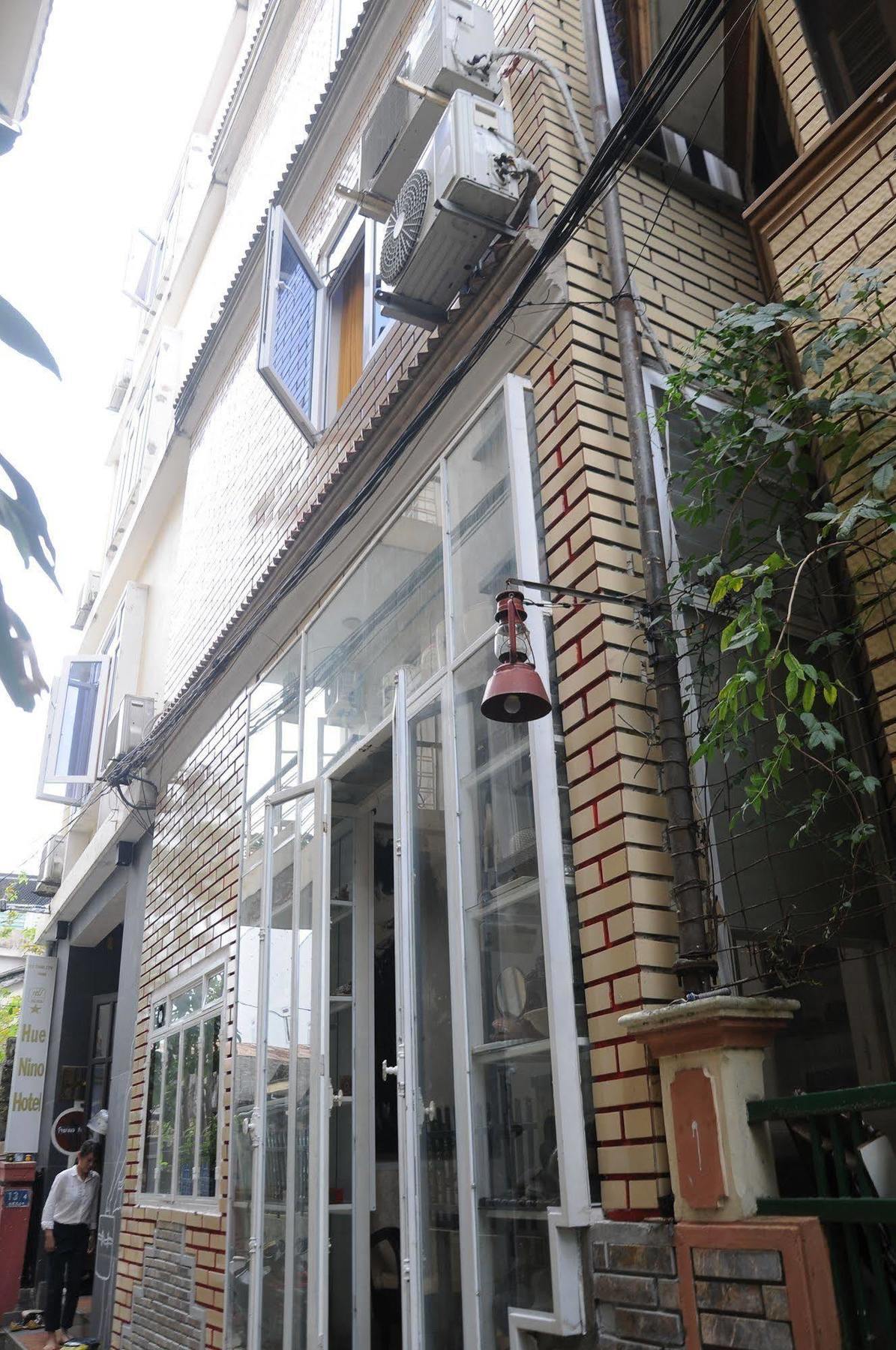 Hue Nino Hotel Exterior photo